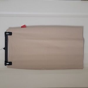 Forever 21 Size M Tan Bodycon Midi Skirt, New with Tag